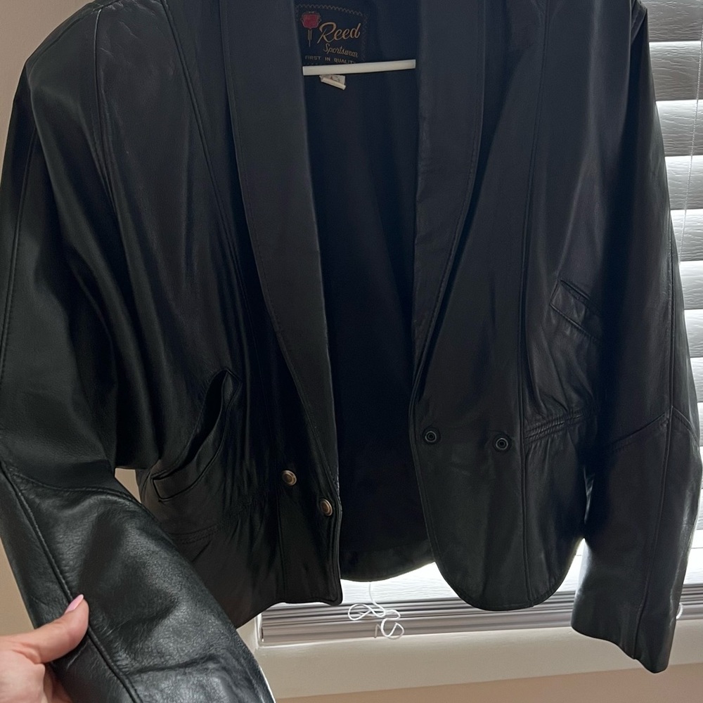 Leather jacket - Picture 2 of 10